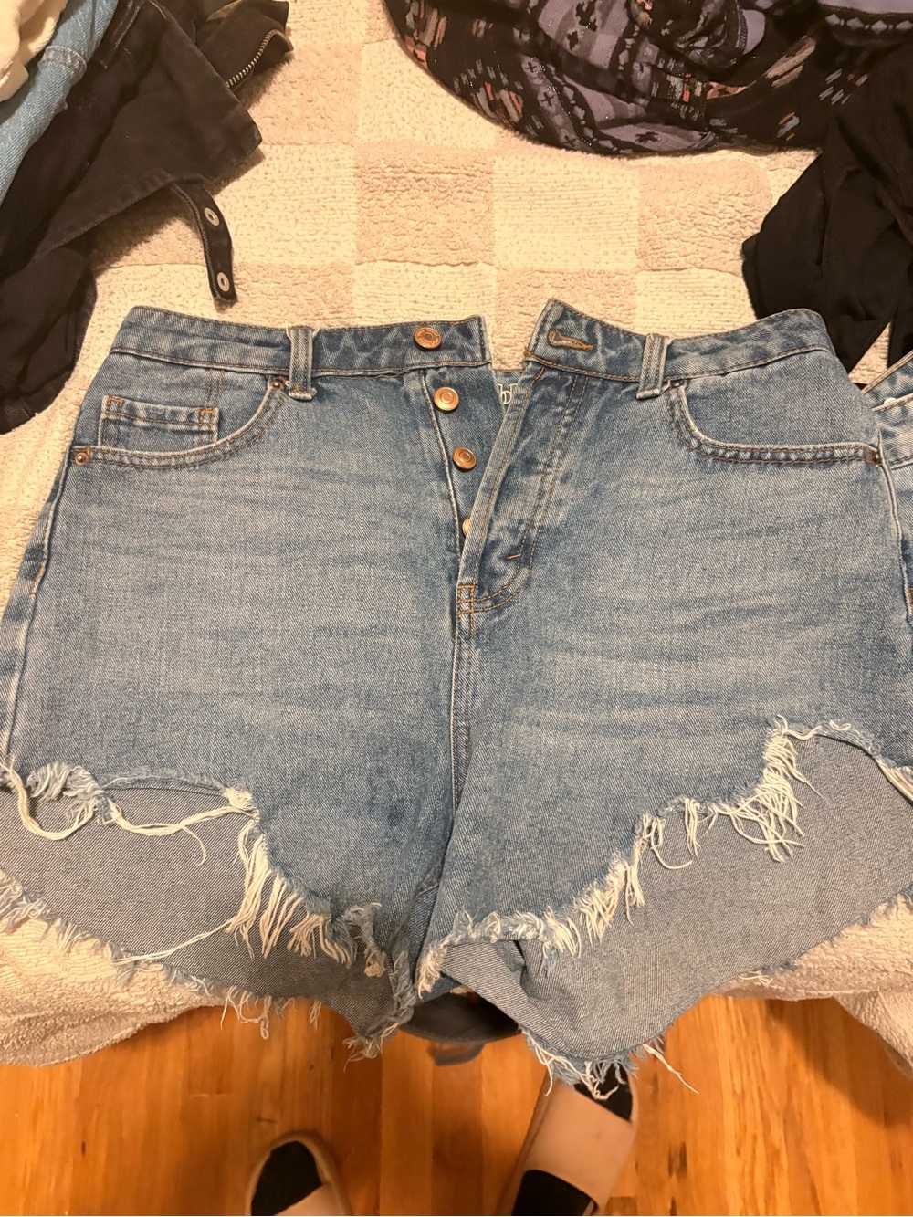 wild fable light blue distressed denim shorts